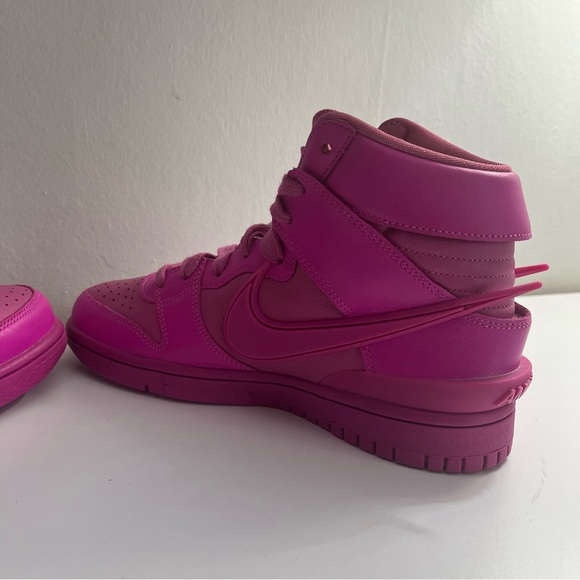 Nike AMBUSH x Dunk High Cosmic Fuchsia - Picture 7 of 12